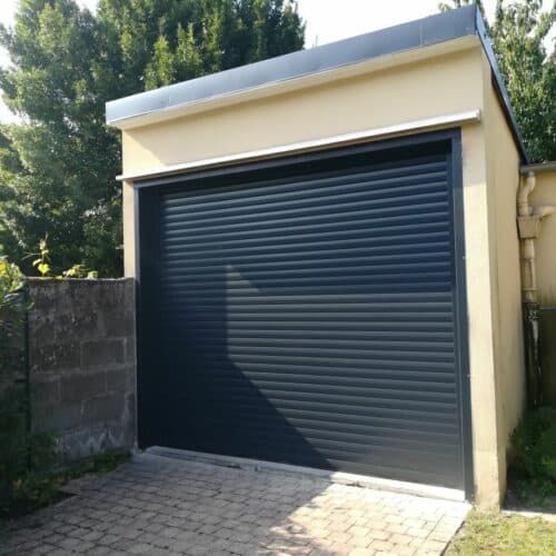 Porte de garage à enroulement / Gris 7016 / 44000 NANTES