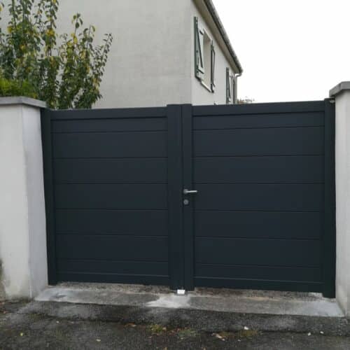 Portail 2 vantaux ORIGIN / L 3x H 1,8 m / Gris 7016 / 44240 LA CHAPELLE SUR ERDRE