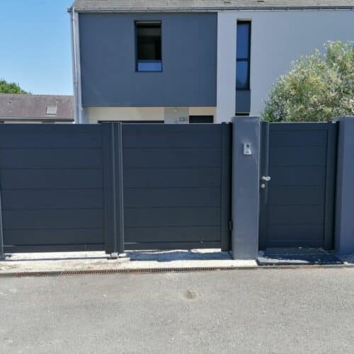 Portail ORIGIN / L 3 x H 1,6 m / Gris 7016 / 44240 La Chapelle-sur-Erdre